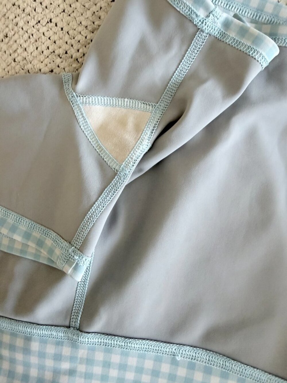 alo yoga - blue gingham - sports bra and bike short set - size small - Picture 6 of 6
